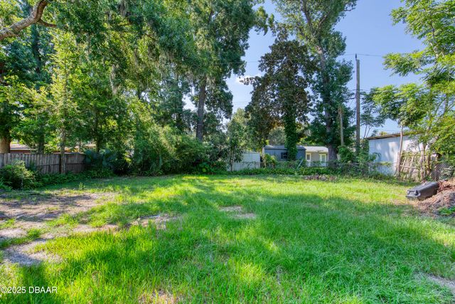 1133 Bradenton Road, Daytona Beach, FL 32114