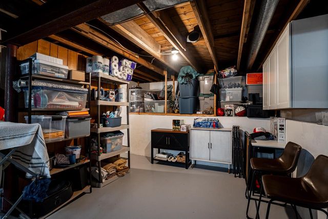 N27W27017 Woodland DRIVE, Pewaukee, WI 53072