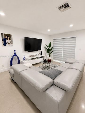 12610 SW 54th St 12610, Miramar, FL 33027