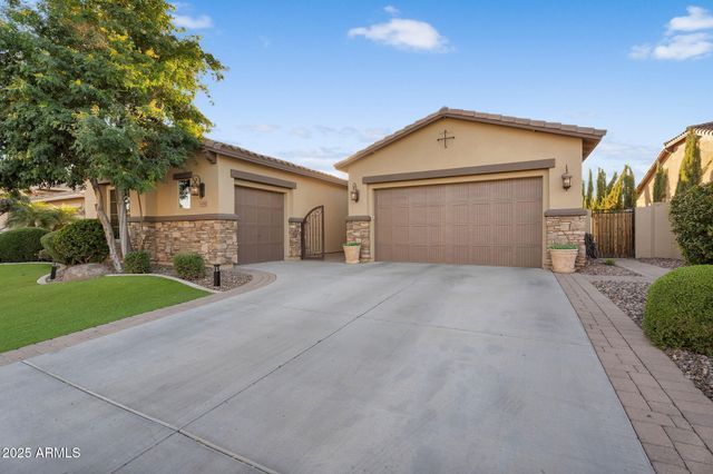 5070 S Pinaleno Place, Chandler, AZ 85249