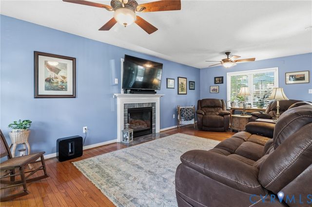 6431 Kingsland Creek Ln, Chesterfield, VA 23832