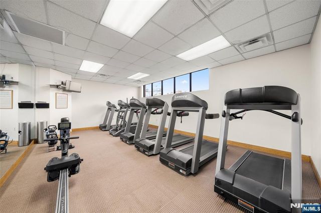 1420 Westgate Drive 8109, Fort Lee, NJ 07024