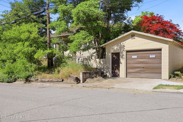602 N Government WAY, Coeur D'alene, ID 83814