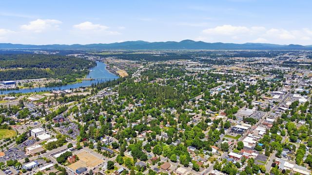 602 N Government WAY, Coeur D'alene, ID 83814