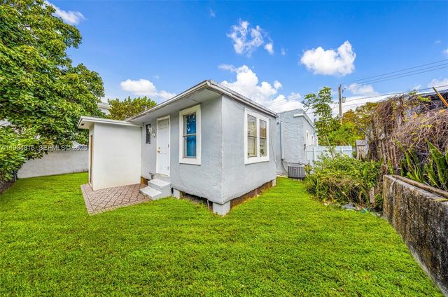 844 NW 29th St, Miami, FL 33127