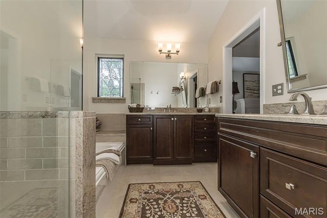 47 Fox Meadows Court, St Charles, MO 63303