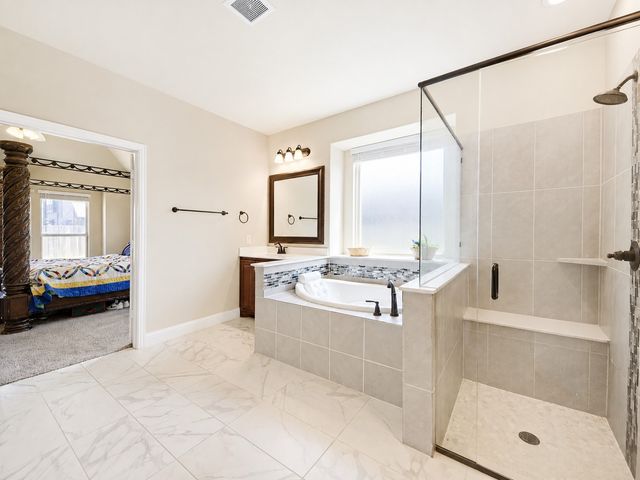 320 Robert Joseph Street, Burleson, TX 76028