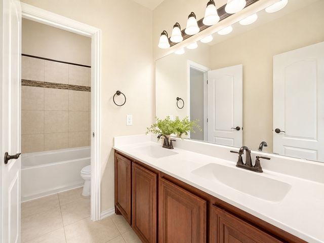 320 Robert Joseph Street, Burleson, TX 76028