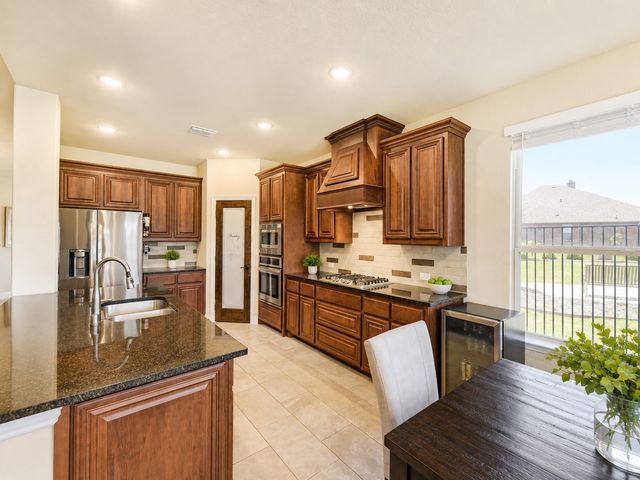 320 Robert Joseph Street, Burleson, TX 76028
