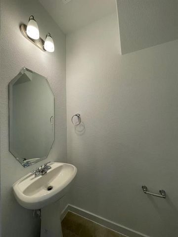 815 Summer Village Way, Rosenberg, TX 77469