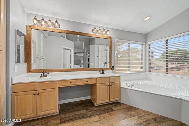 1694 E CAMPBELL Avenue, Gilbert, AZ 85234