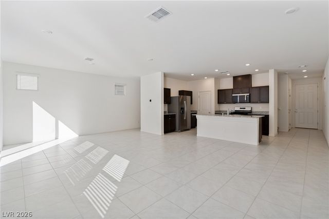 9079 Vesey Avenue, Las Vegas, NV 89148