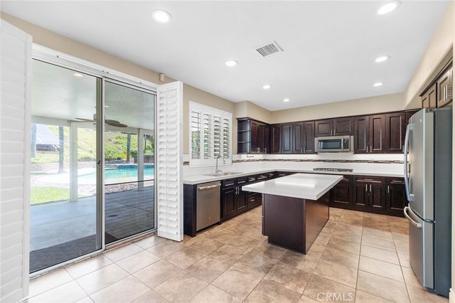 31492 Britton Circle, Temecula, CA 92591