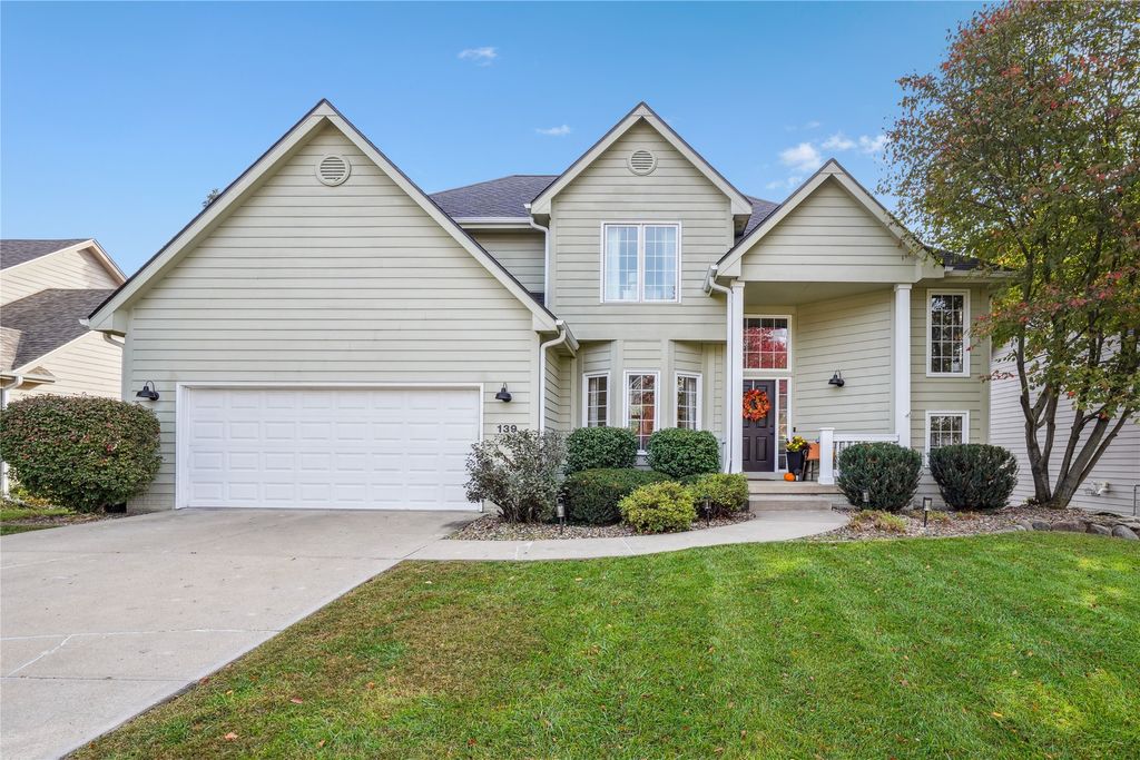 139 56th Street, West Des Moines, IA 50266