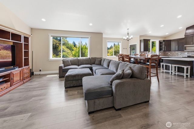 14519 119th Way SE, Yelm, WA 98597