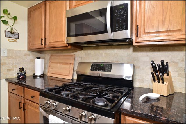 1316 BLACK RIDGE Drive, El Paso, TX 79912