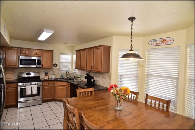 1316 BLACK RIDGE Drive, El Paso, TX 79912
