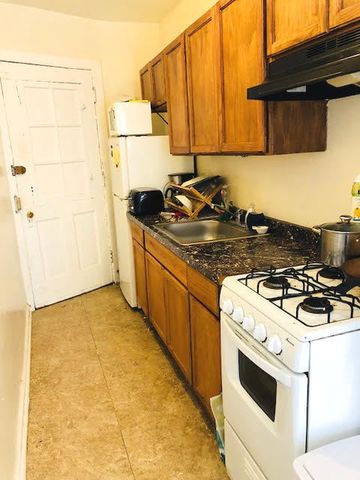 1056 W Thorndale Avenue 1U, Chicago, IL 60660