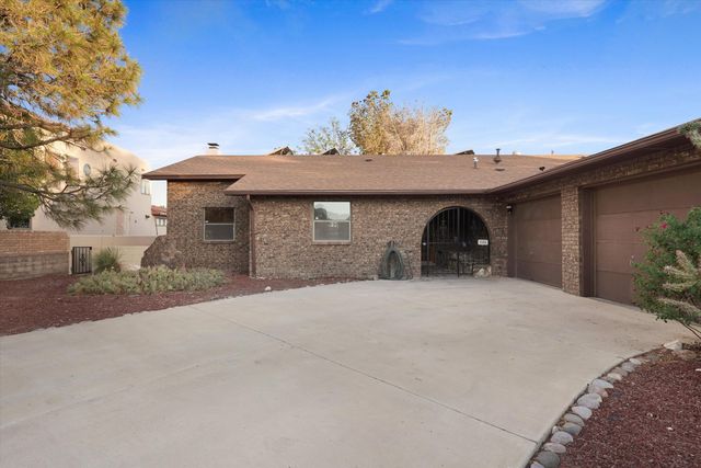 3106 May Circle SE, Rio Rancho, NM 87124