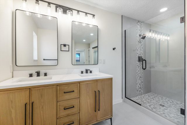 3106 May Circle SE, Rio Rancho, NM 87124