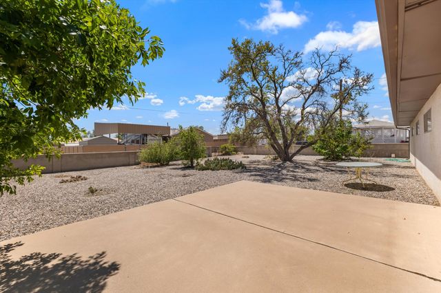 3106 May Circle SE, Rio Rancho, NM 87124