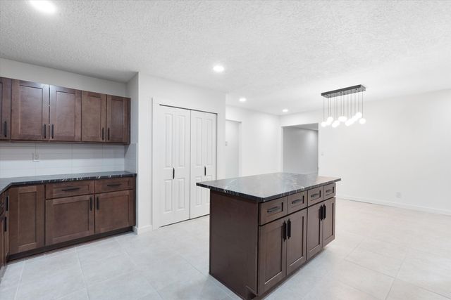 3106 May Circle SE, Rio Rancho, NM 87124