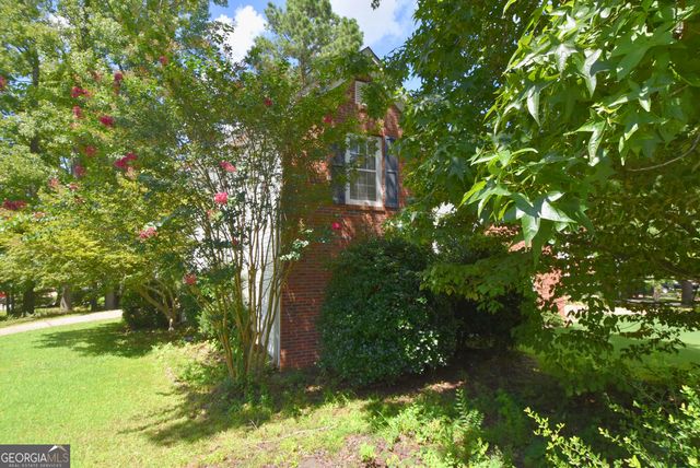 147 S Fairfield Drive, Peachtree City, GA 30269