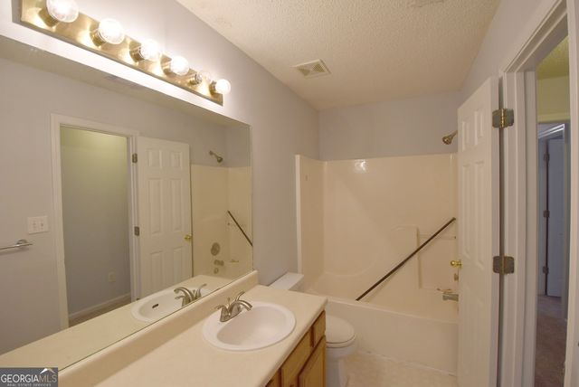 147 S Fairfield Drive, Peachtree City, GA 30269