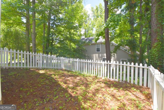 147 S Fairfield Drive, Peachtree City, GA 30269