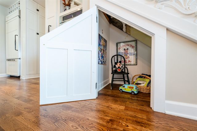 7881 Lakewood Drive, Coloma, MI 49038