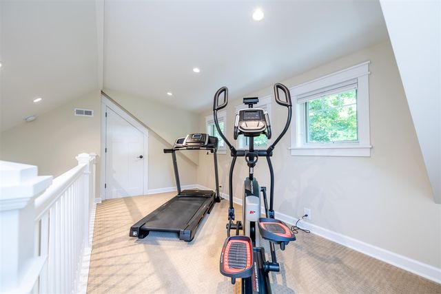 7881 Lakewood Drive, Coloma, MI 49038