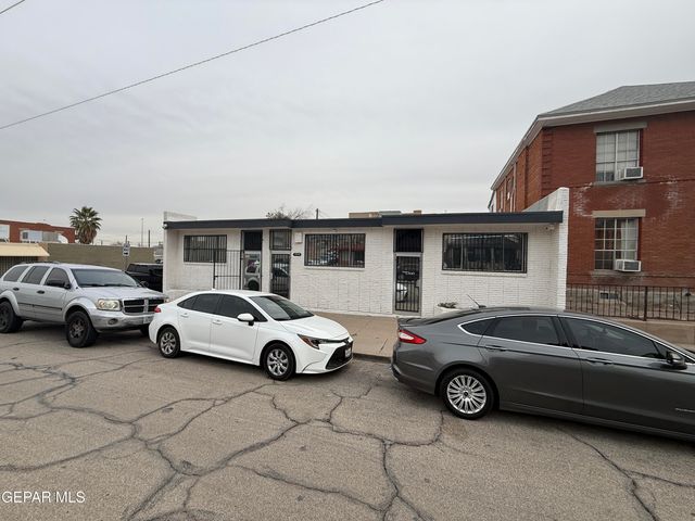 1528 Yandell Drive, El Paso, TX 79902