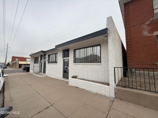 1528 Yandell Drive, El Paso, TX 79902