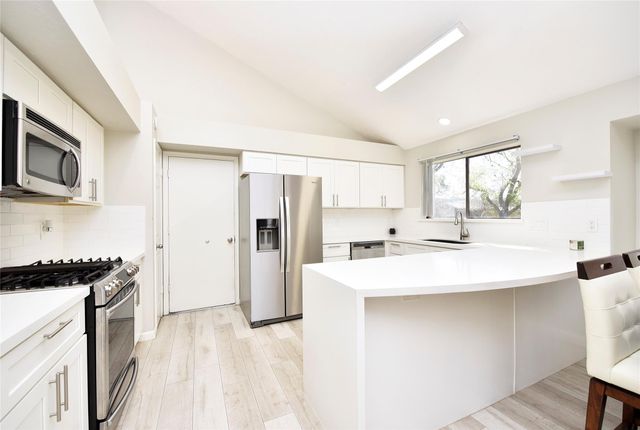 3203 E Rangecrest Place, Sugar Land, TX 77479