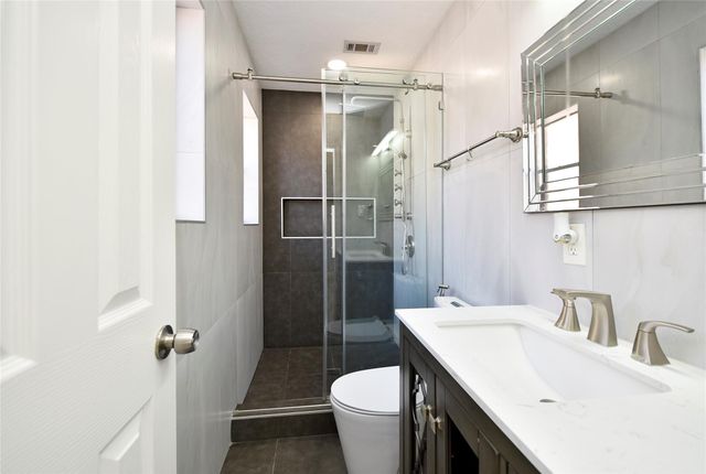 3203 E Rangecrest Place, Sugar Land, TX 77479