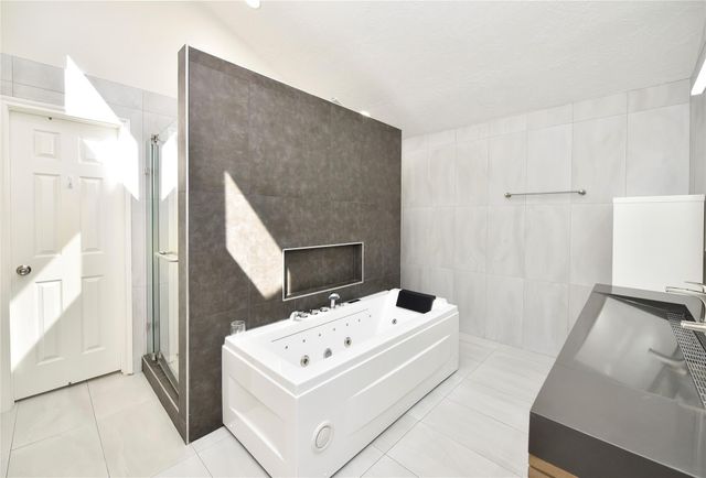 3203 E Rangecrest Place, Sugar Land, TX 77479