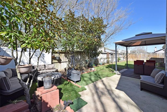 3203 E Rangecrest Place, Sugar Land, TX 77479