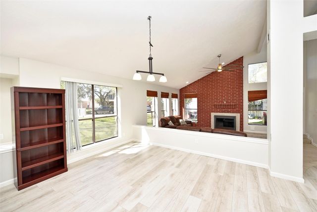 3203 E Rangecrest Place, Sugar Land, TX 77479