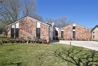 3203 E Rangecrest Place, Sugar Land, TX 77479