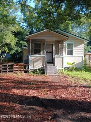 1505 27TH Street W, Jacksonville, FL 32209