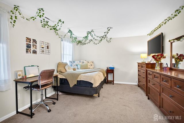 225 Westfield Avenue, Piscataway, NJ 08854