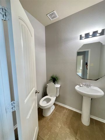 406 Paddock Lane, Celina, TX 75009