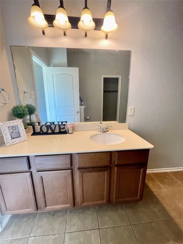 406 Paddock Lane, Celina, TX 75009