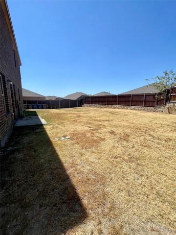 406 Paddock Lane, Celina, TX 75009