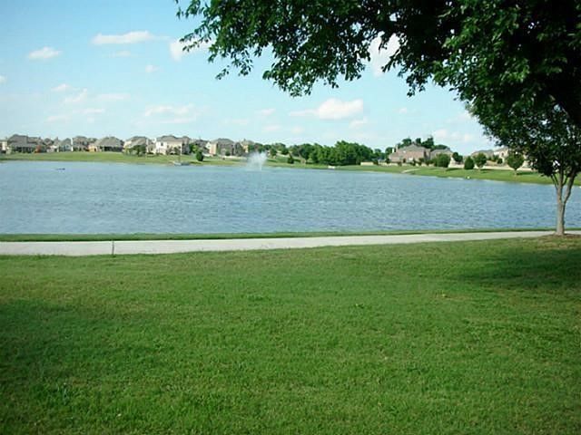 406 Paddock Lane, Celina, TX 75009