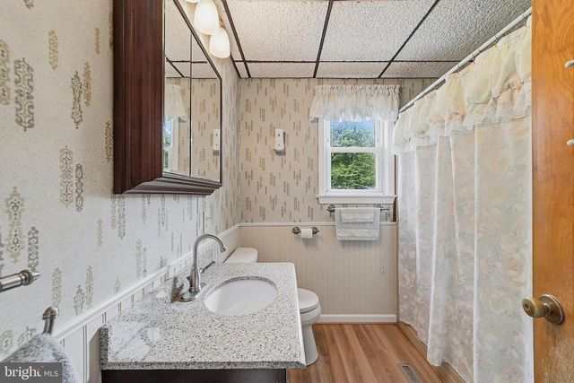99 GROVE ST, Carneys Point, NJ 08069