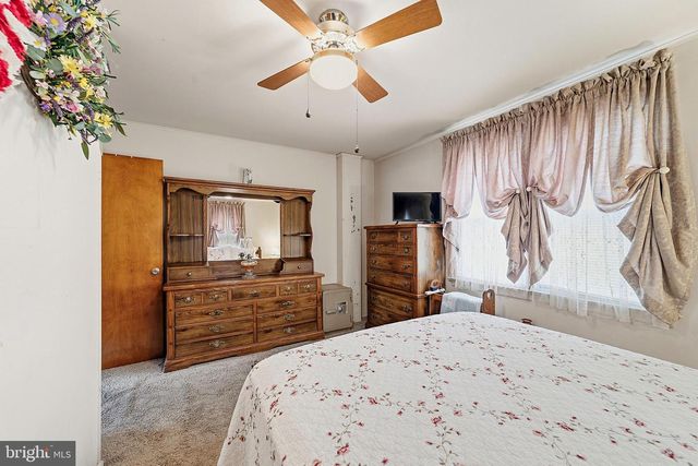 99 GROVE ST, Carneys Point, NJ 08069