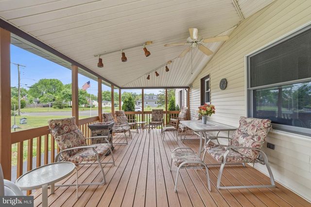 99 GROVE ST, Carneys Point, NJ 08069