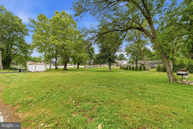 99 GROVE ST, Carneys Point, NJ 08069