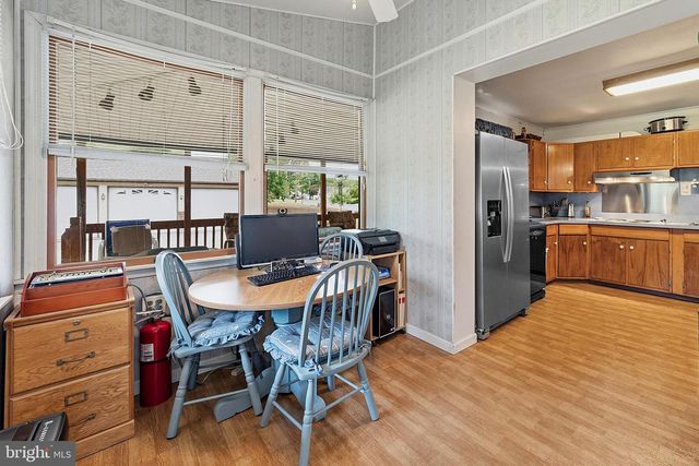 99 GROVE ST, Carneys Point, NJ 08069